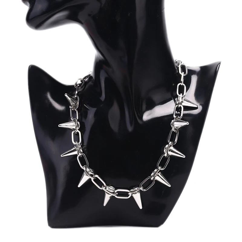 Goth Punk Spike Choker - Goth Rock Biker Spike Rivet Kragen-Halskette