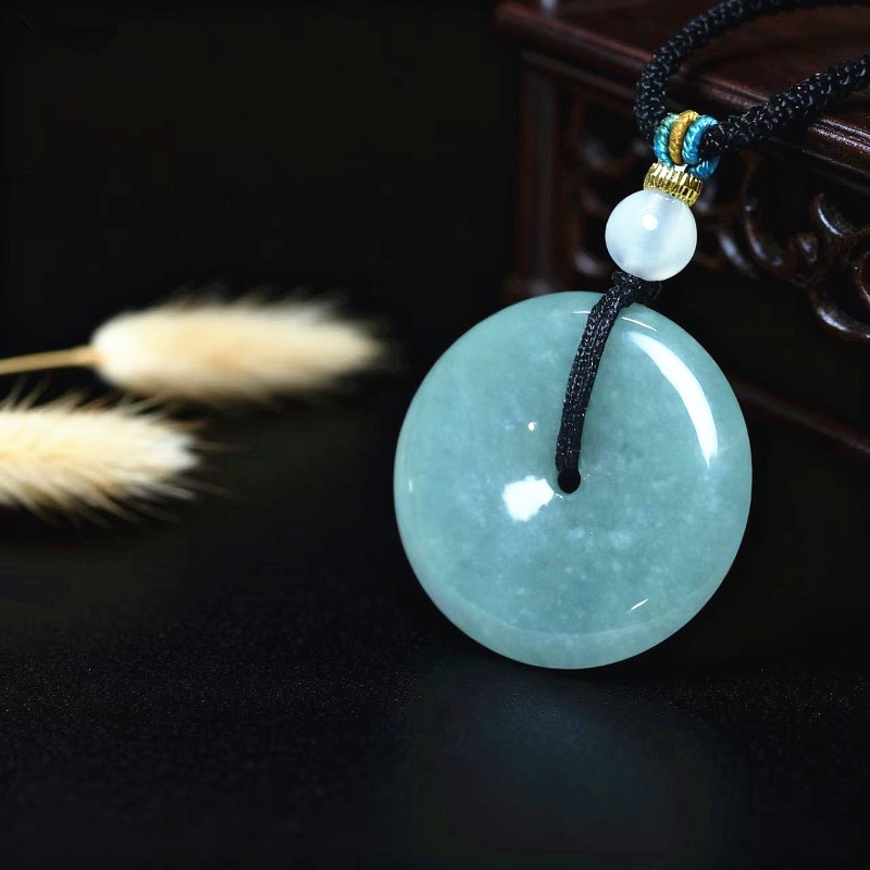 Neue Echte Natürliche Jade Don – Necklaces Bewertung und Preis