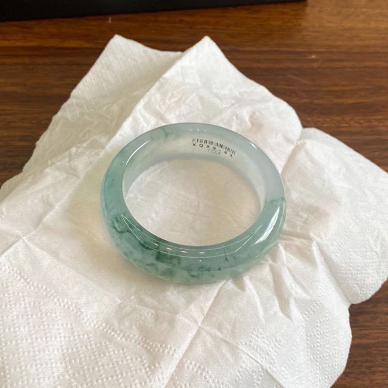 Eis-Jade-Armband aus Burma für – Bracelets Bewertung und Preis