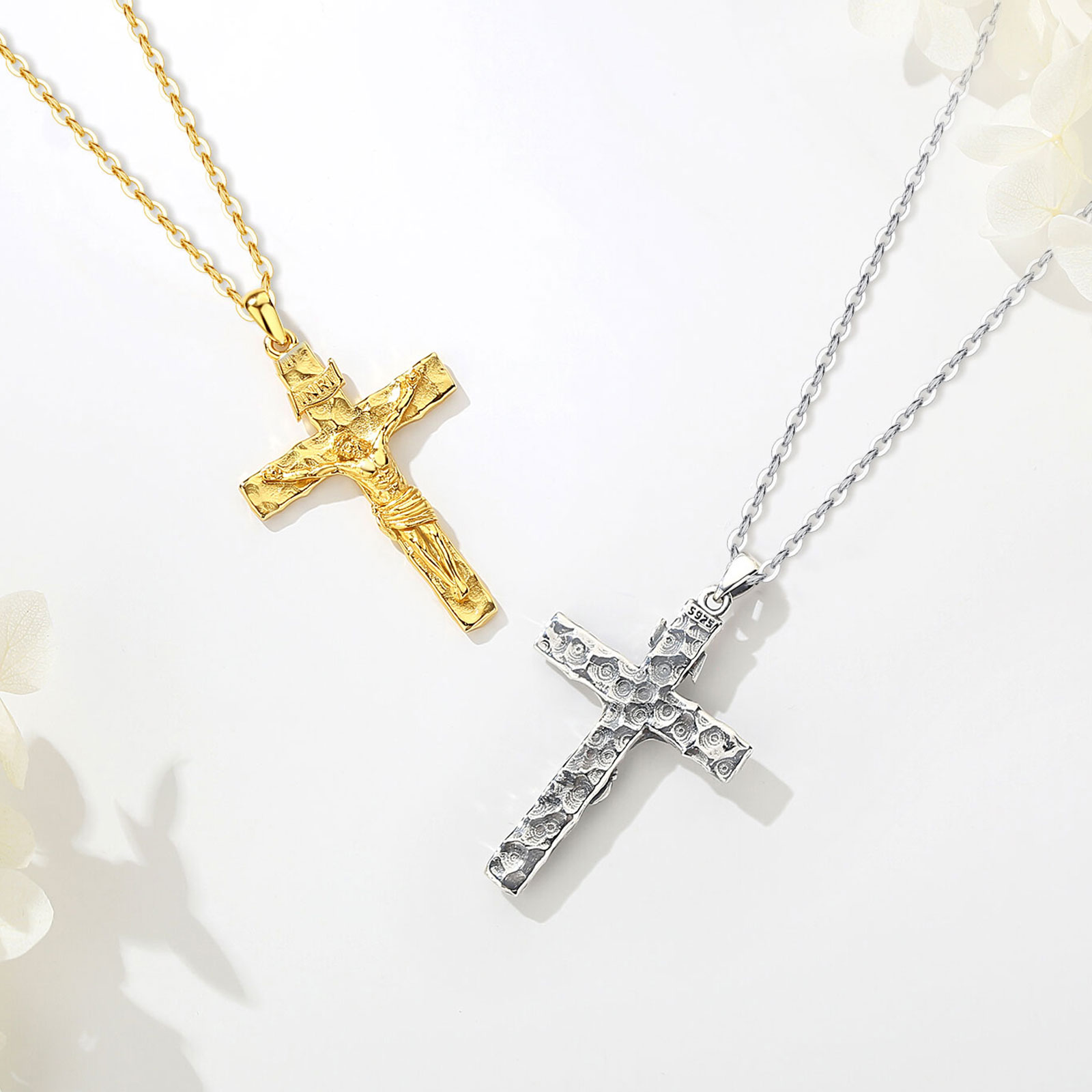 Eudora Kruzifix-Kreuz-Halskett – Cross Pendant Necklace Gold Bewertung und Preis