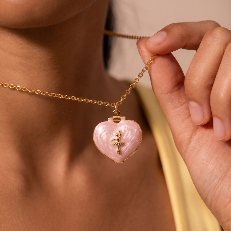 Vintage Herzförmige Foto-Medai – Heart Locket Necklace Photo Bewertung und Preis